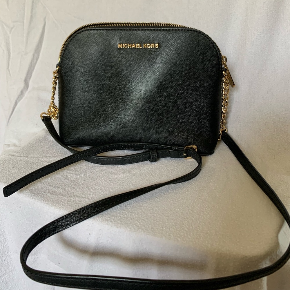 Michael Kors Small Off Shoulder Hand Bag Black